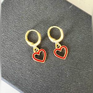 ❤️❤️ NWT | Heart Earrings | Pierced